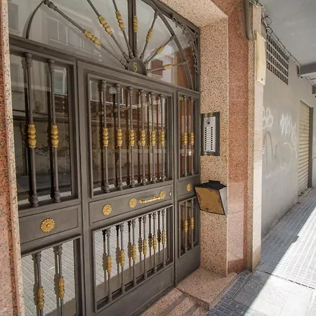 Apartment C70 - Classy 4 Bedrooms *