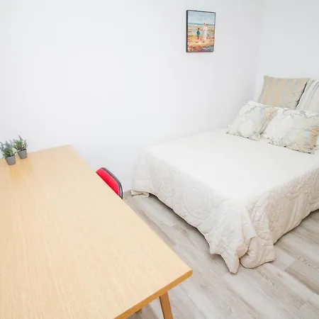 C70 - Classy 4 Bedrooms * Malaga