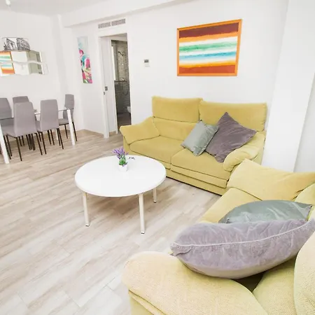Apartmán C70 - Classy 4 Bedrooms Màlaga