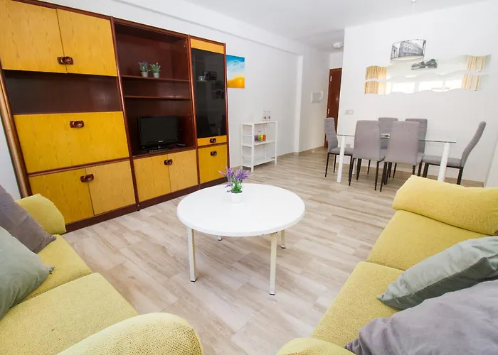 Апартаменты C70 - Classy 4 Bedrooms