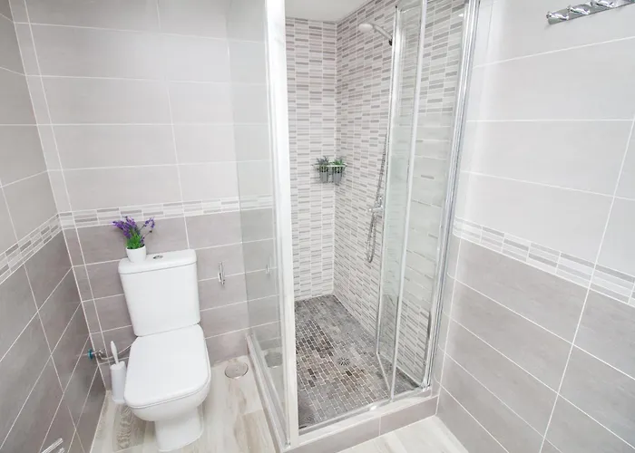 C70 - Classy 4 Bedrooms Апартаменты *